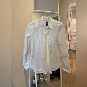 GAP Buttondown Poplin Dress Shirt